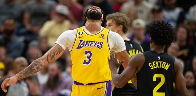 开云体育官网-NBA摆烂潮迟到?爵士拒绝拆家?NBA高管解析迷局